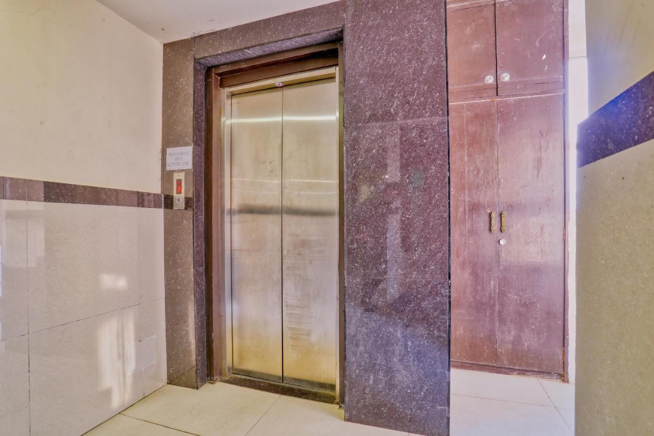 Hotel Galaxy Indore Luaran gambar