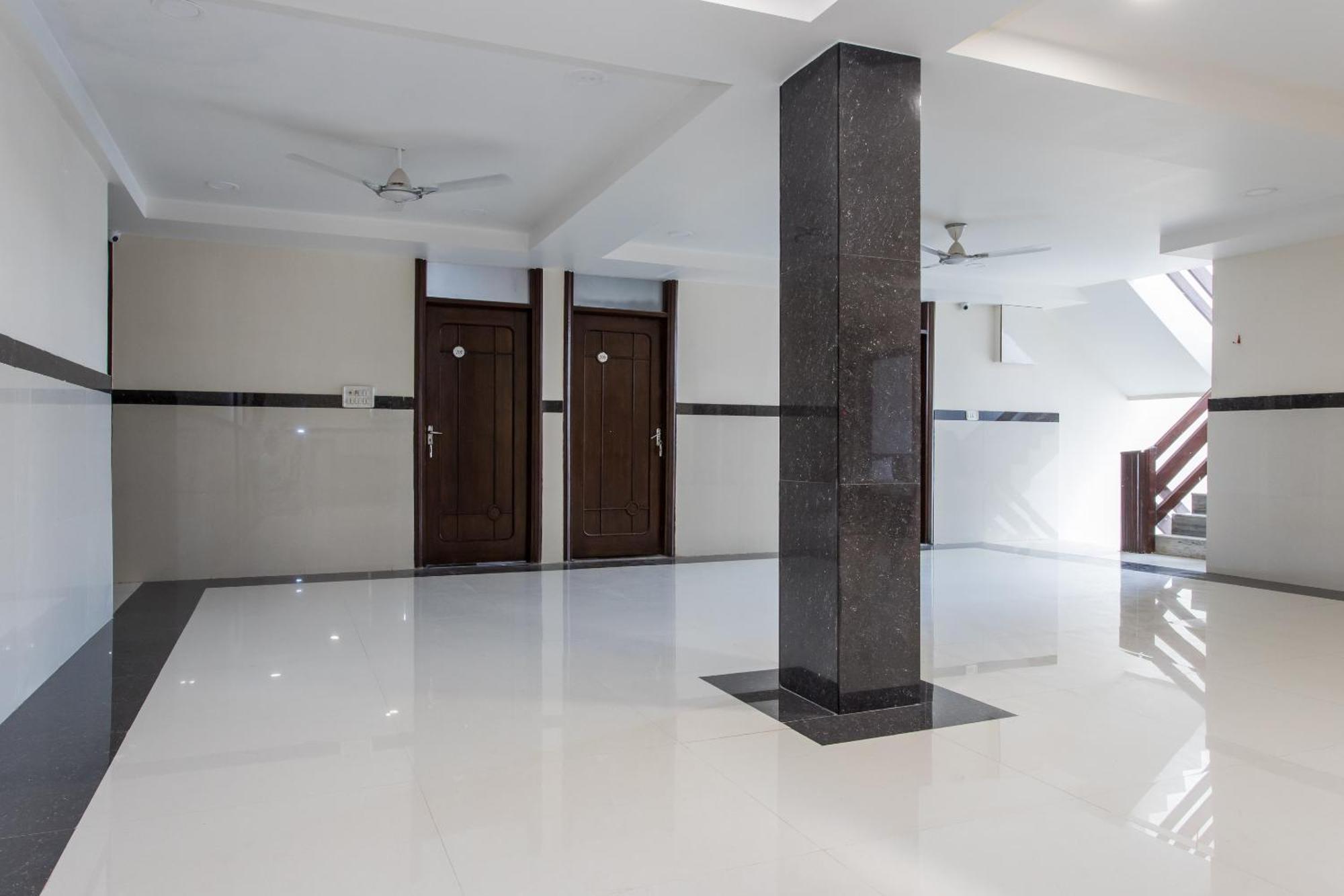 Hotel Galaxy Indore Luaran gambar
